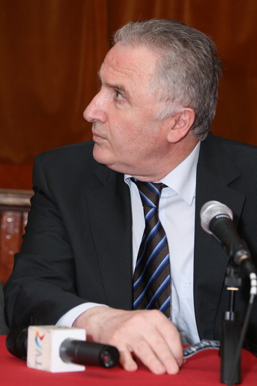 Yeghishe Sargsyan, ambasadorul Armeniei la Bucureşti